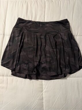 Amazon Women's Black & Charcoal Camo Skater Skirt